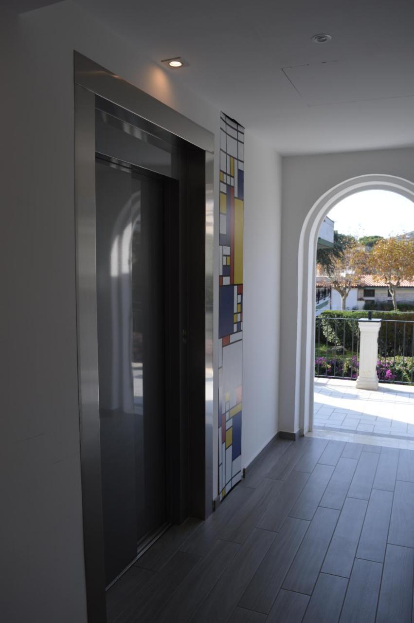 Klaton Beach Hotel Formia Exterior photo